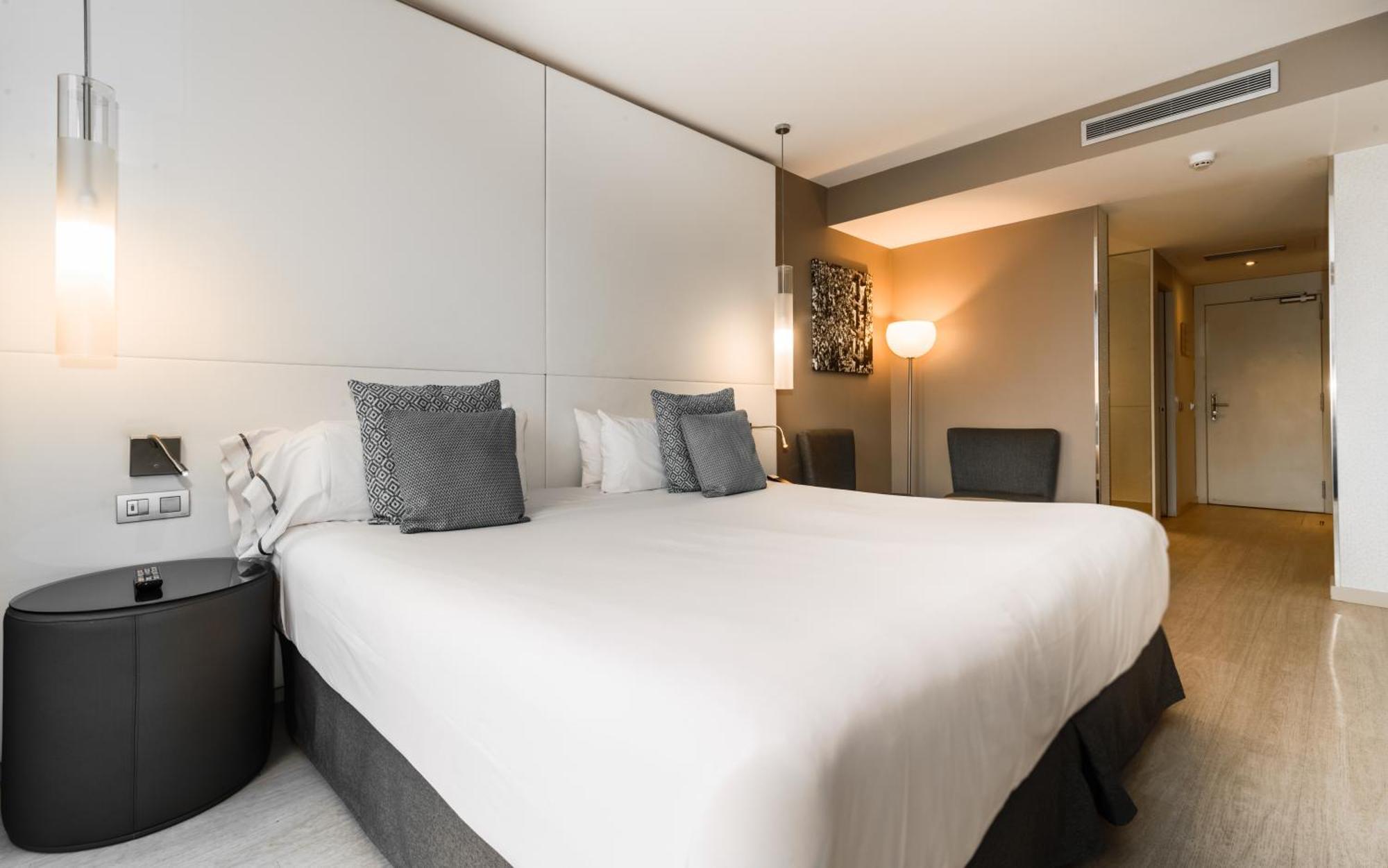 Attic terrace room includes one access to the spa per person per